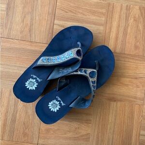 Yellow box sandals 9.5